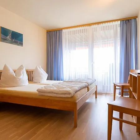 Апартаменты Ferienwohnpark Zwei-zimmer-apartment 53 23 Имменштад-ам-Бодензее